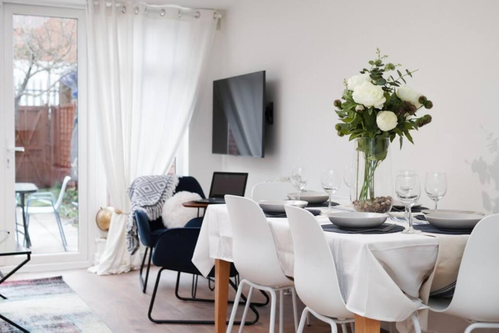 Newly Renovated Modern 4 Bed 3 Bath Apartment London Londres Exterior foto